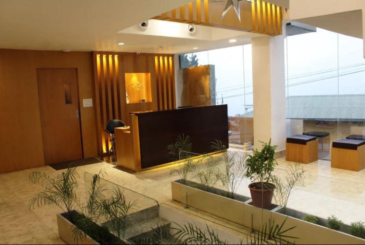Mann Dechen And Palmo, Mg Marg, Gangtok Hotel Exterior photo