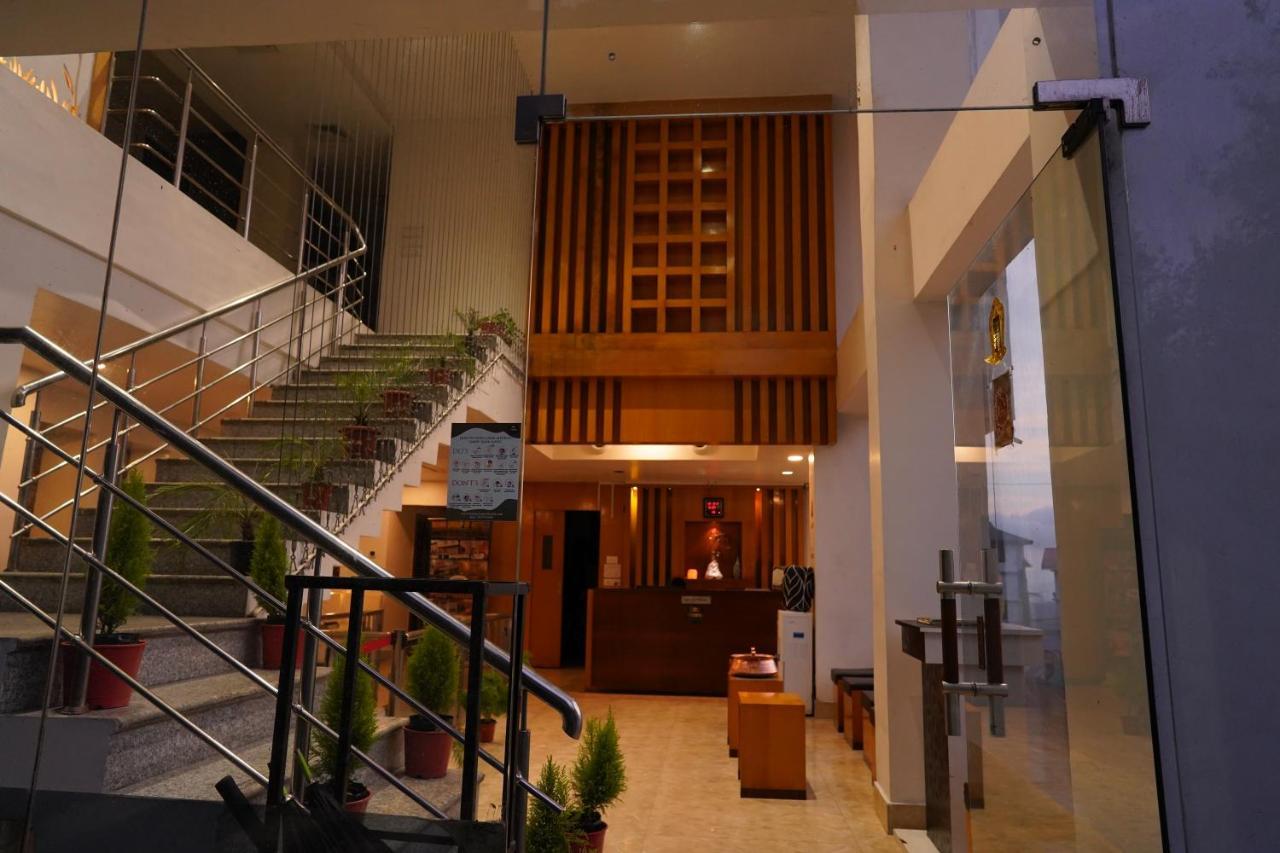 Mann Dechen And Palmo, Mg Marg, Gangtok Hotel Exterior photo