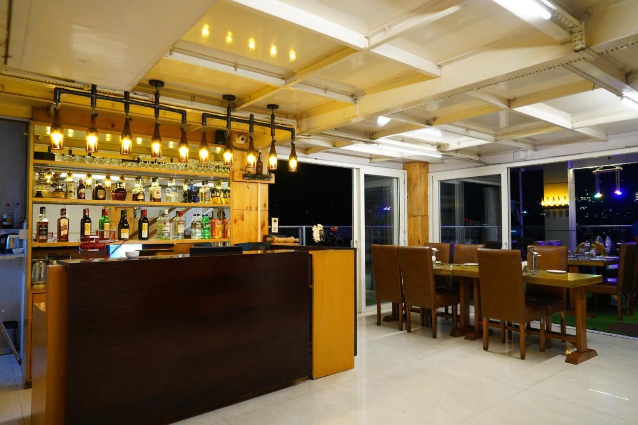 Mann Dechen And Palmo, Mg Marg, Gangtok Hotel Exterior photo